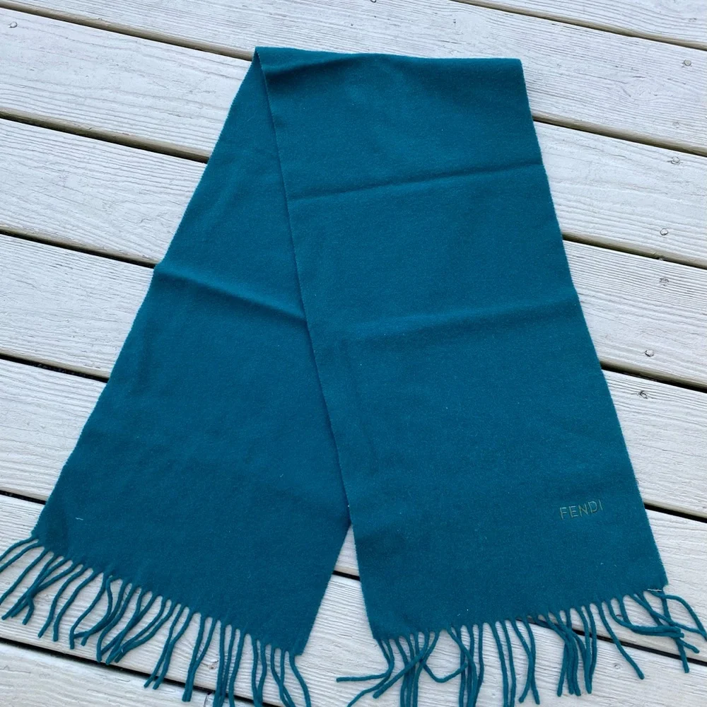 FENDI - VINTAGE Unisex emerald green wool scarf & long fringes, Size: 74…